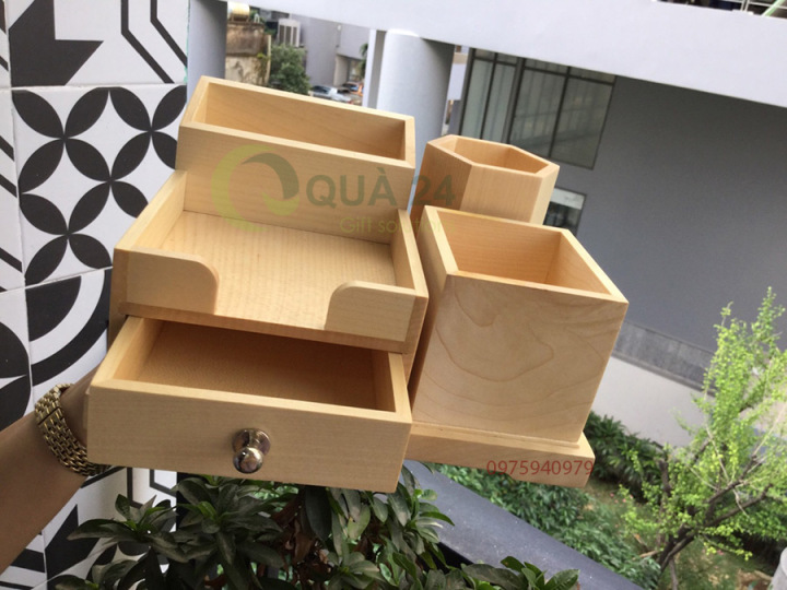 Hộp gỗ để bàn 01